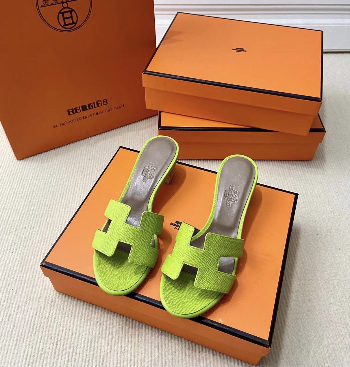 에르메스 올수공 오아시스 슬리퍼 샌들 앱송 44